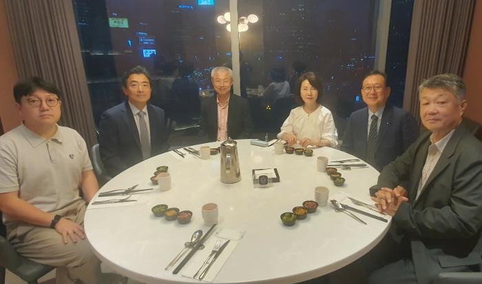 첨부이미지